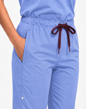 Women FlexGO V-Neck 5-Pocket Scrub Set